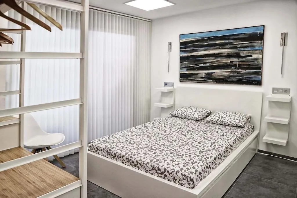 Centro Puerto Deportivo Opcion Parking Apartment Marbella Spain